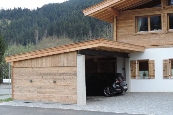 Altholz-Carport